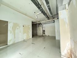 NEWest (D5), Retail #447567161